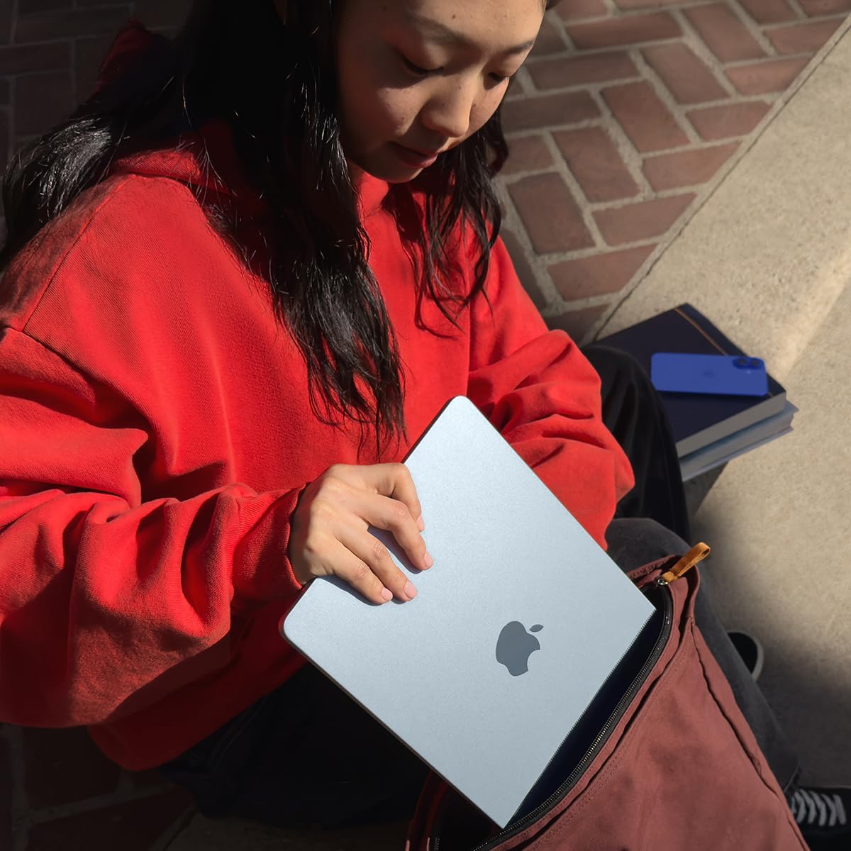 Apple 2025 MacBook Air 13-inch Laptop with M4 chip: Built for ...