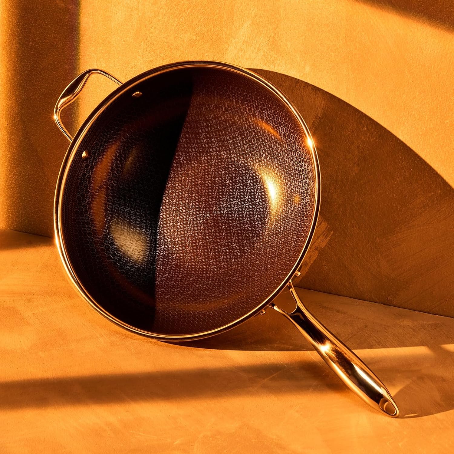 HexClad Hybrid Nonstick 12-Inch Wok, Stay-Cool Handle ...