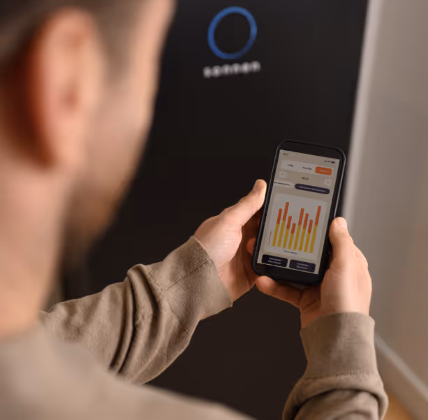 Accuselect klant met Powerselect app in hand