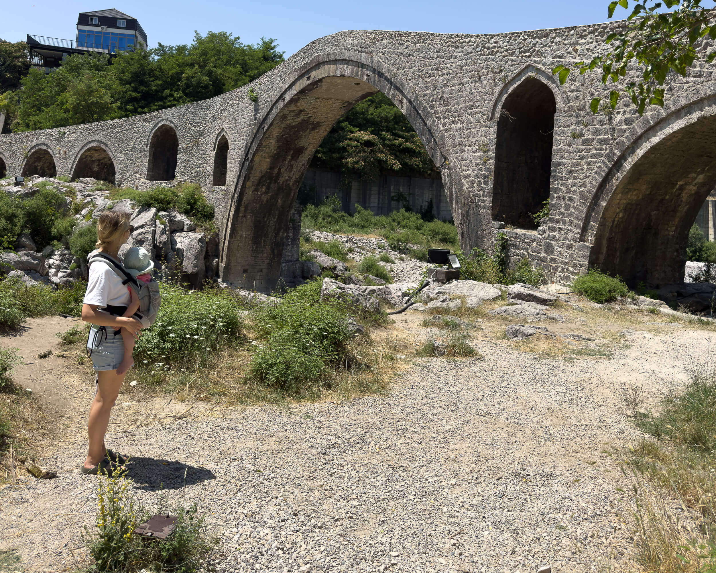 Trage in Albanien