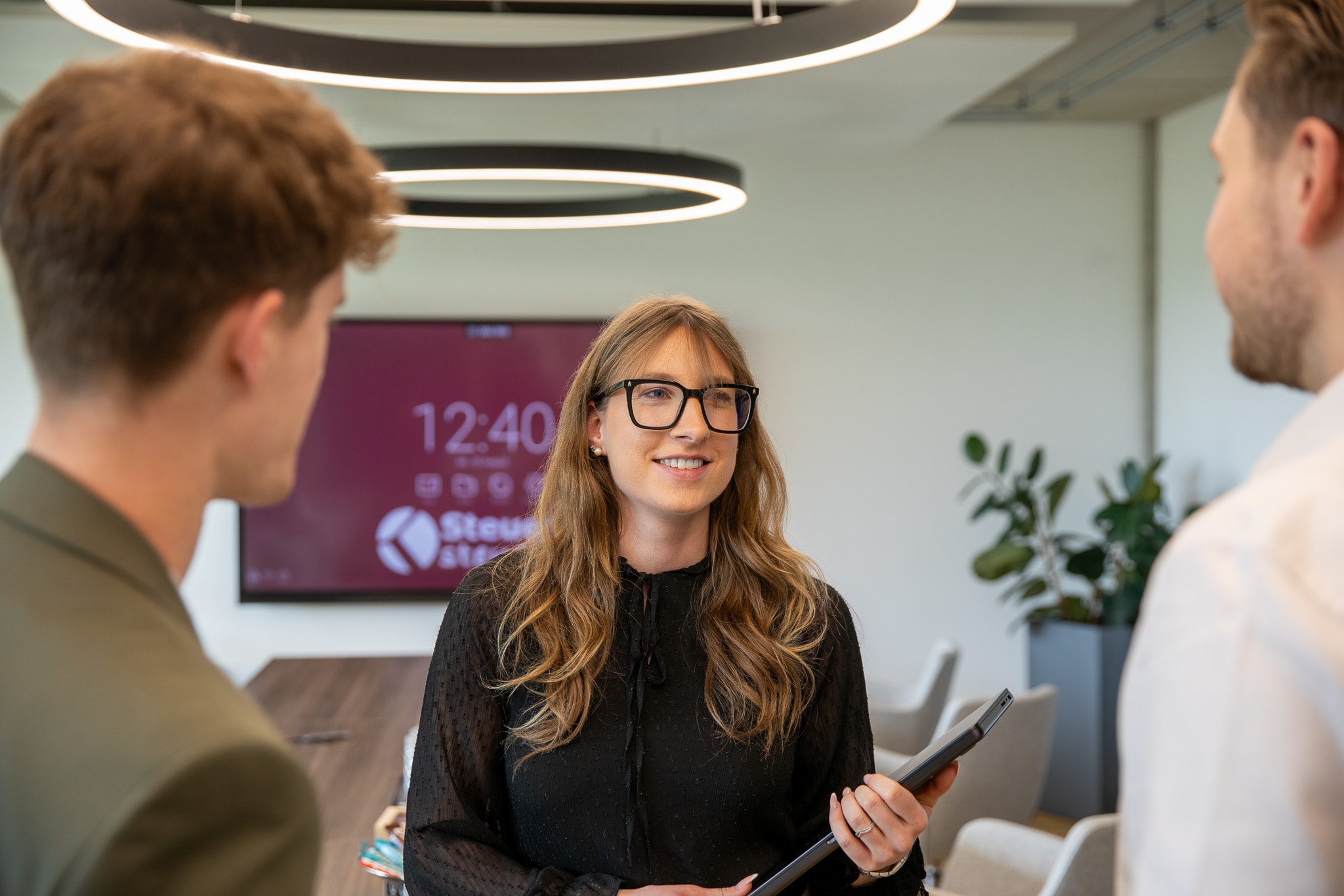 Besprechung zu Investitionsmöglichkeiten in denkmalgeschützte Immobilien.