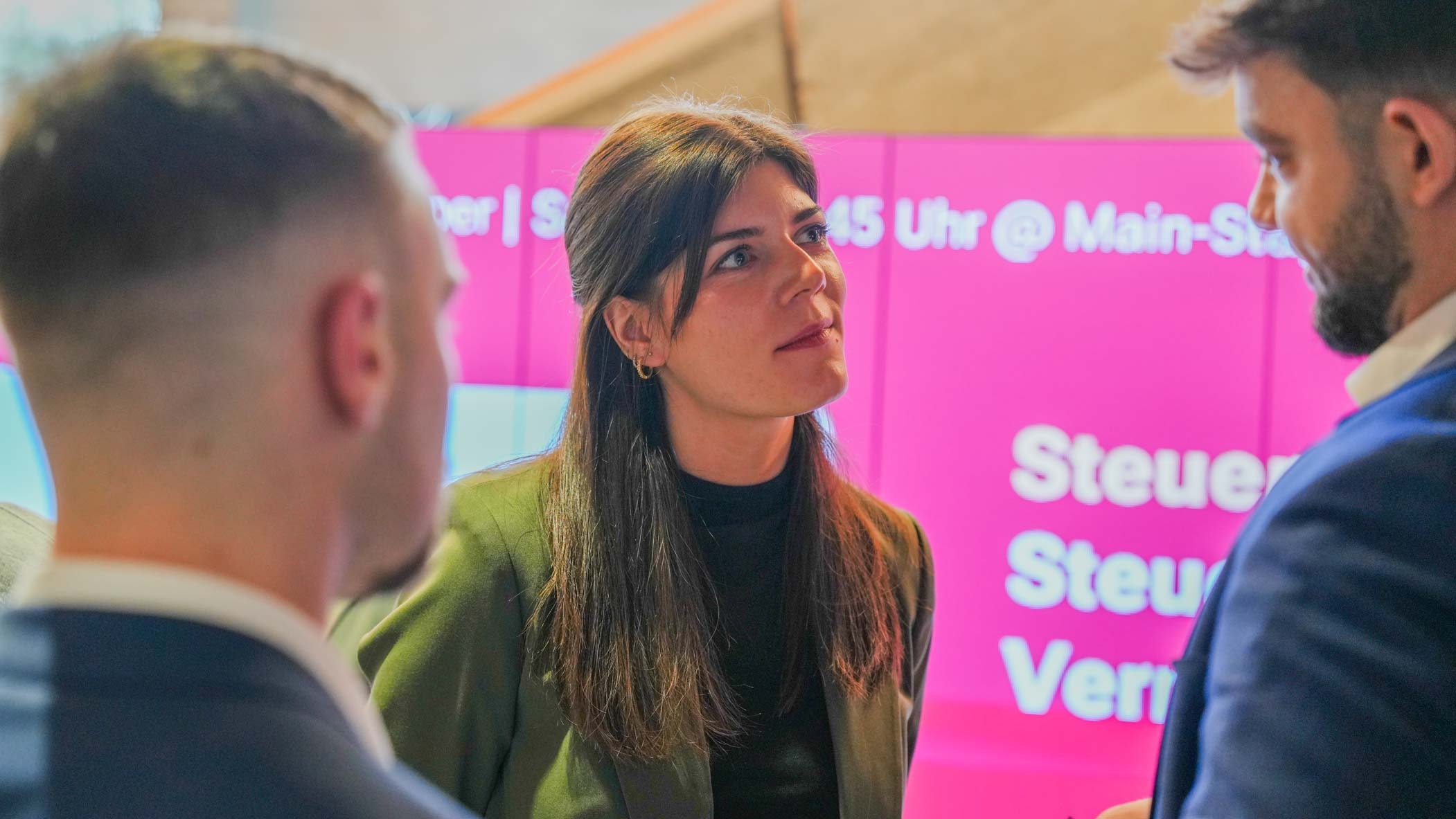 Gespräch zur steueroptimalen Unternehmensstruktur und Betriebsaufspaltung auf dem Immokongress