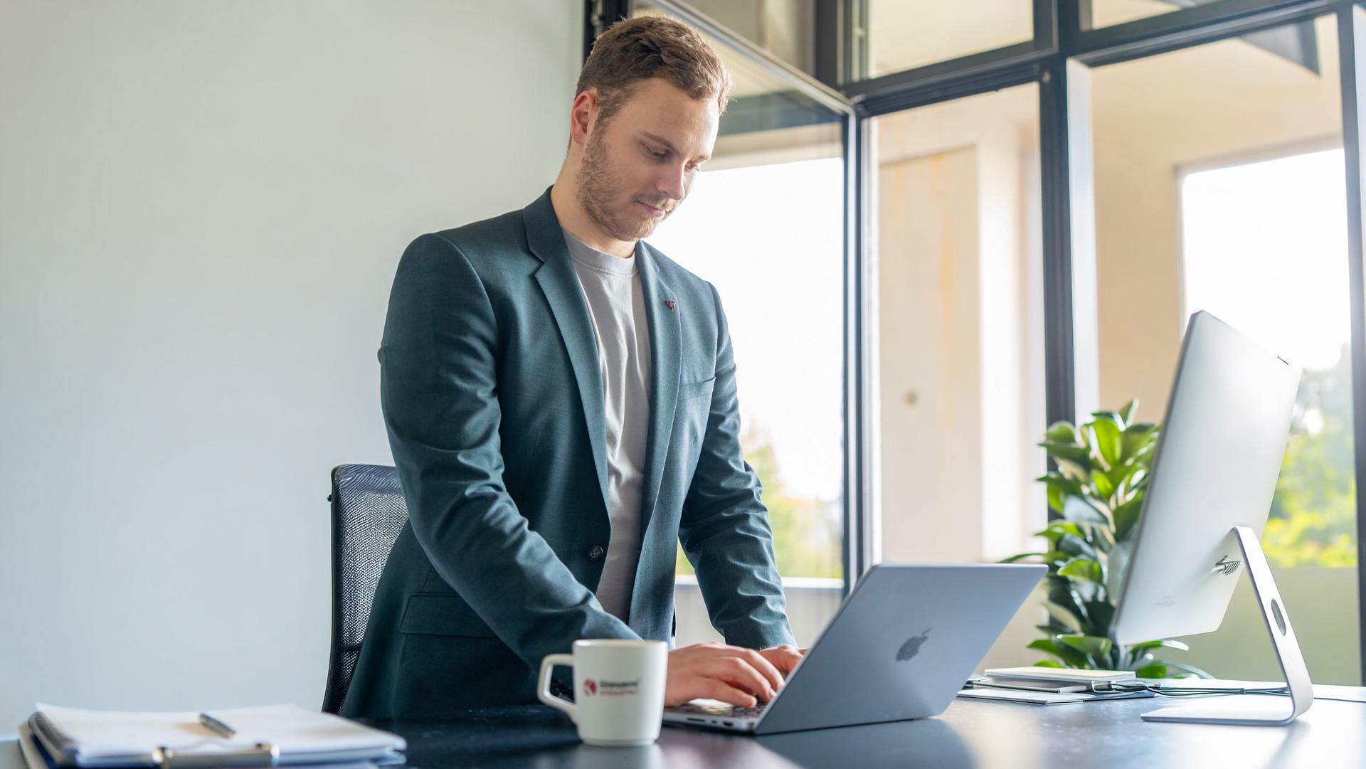 Digitales Arbeiten bei Steuern steuern® mit moderner Ausstattung und flexiblem Kanzleialltag
