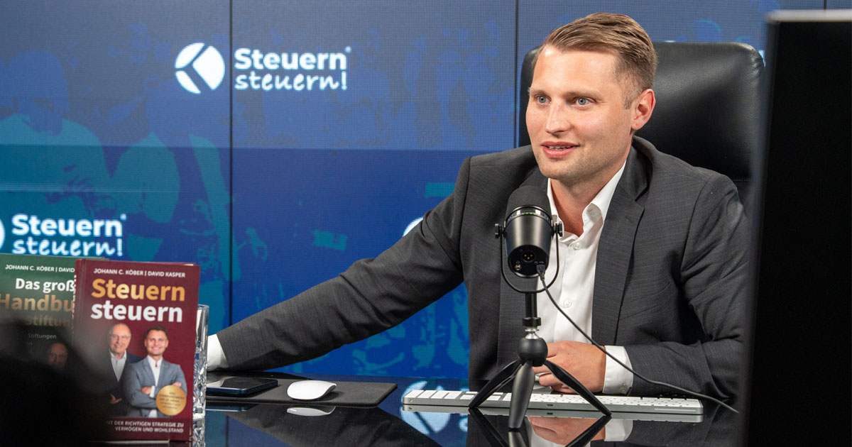 Steuerberater David Kasper erklärt steuerliche Vorteile einer Holding für Unternehmer.