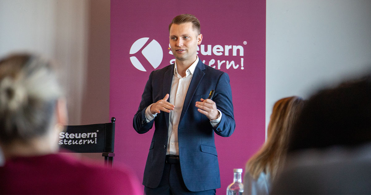 Seminar zur steuerneutralen Einbringung von GmbH-Anteilen in eine Holding