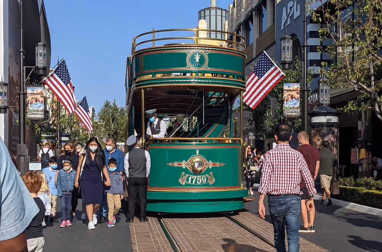 The Grove's Trolley