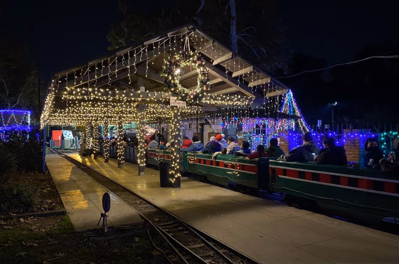 2024 Griffith Park Holiday Light Ride