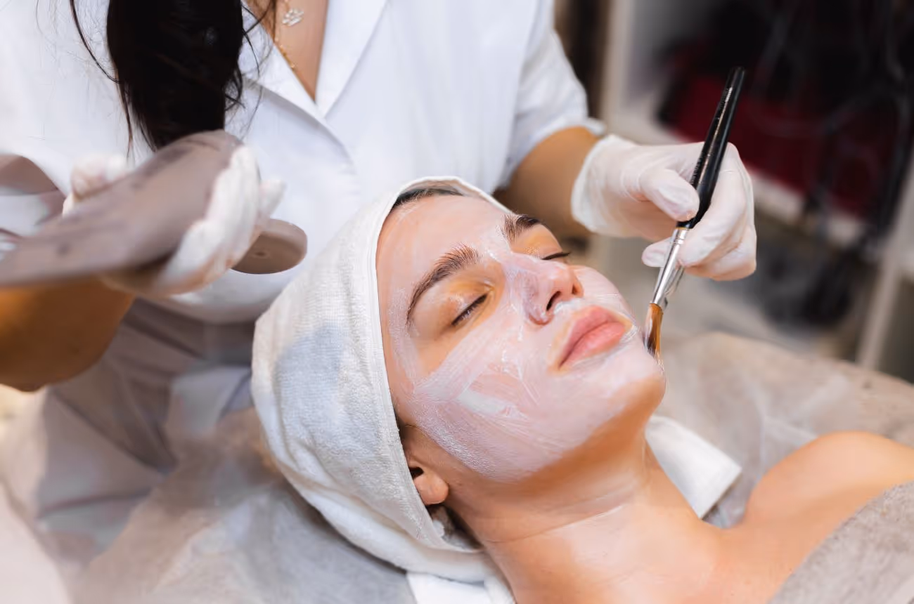Best Day Spas Near Hollywood - Woman getting a facial