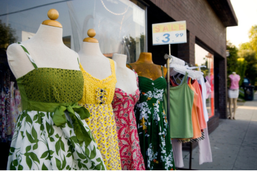 Melrose Avenue - Vintage shop with dresses for sale