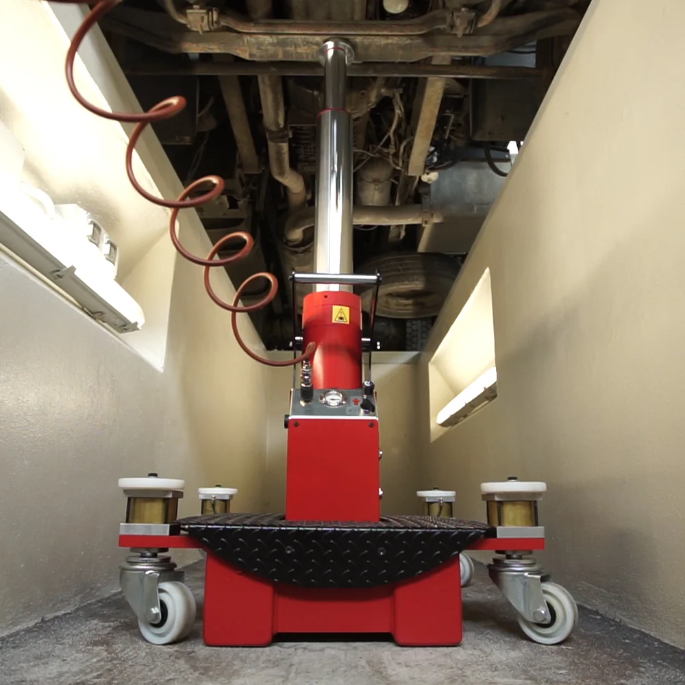 30/15 Ton Wheeled Pit Jack Single Ram 1185mm - YAK 2815