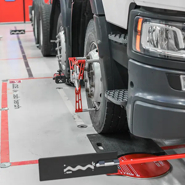 Cam-aligner for HGVs