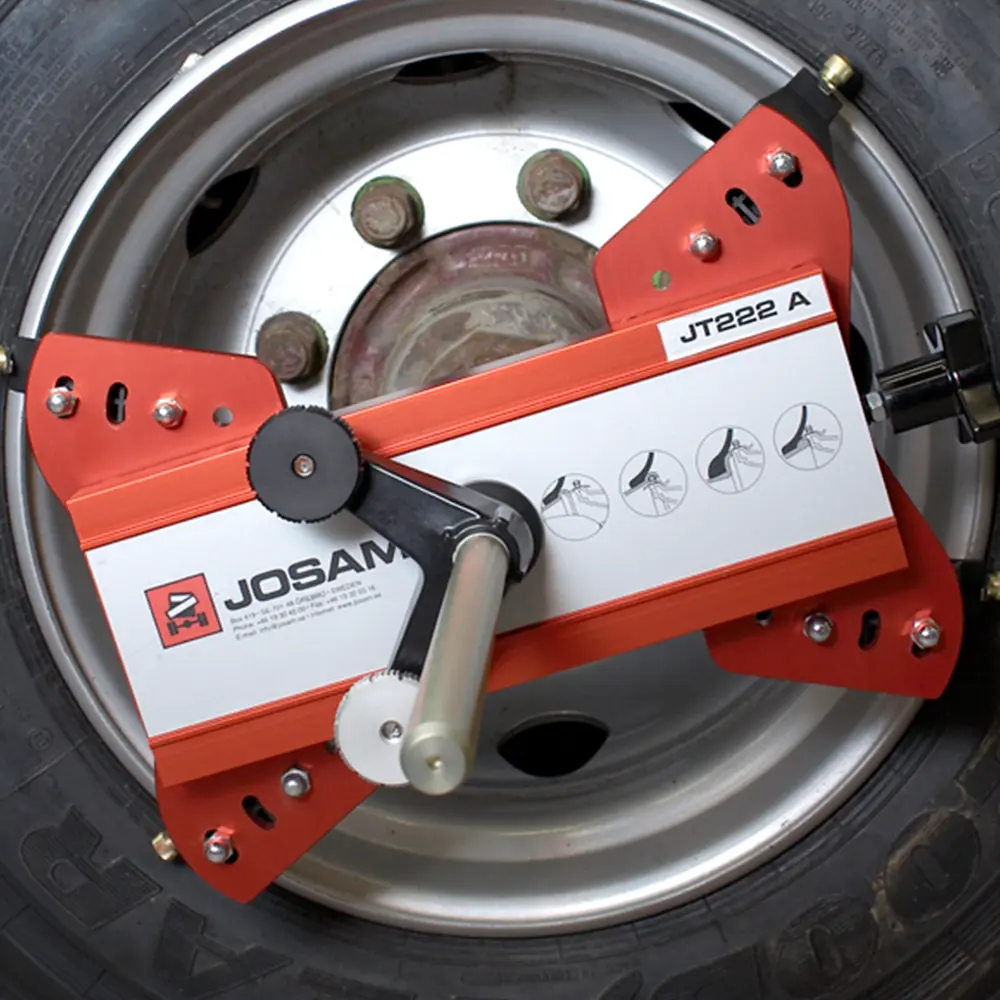 Josam AM8 B LCV Wheel Adapter 13-19"