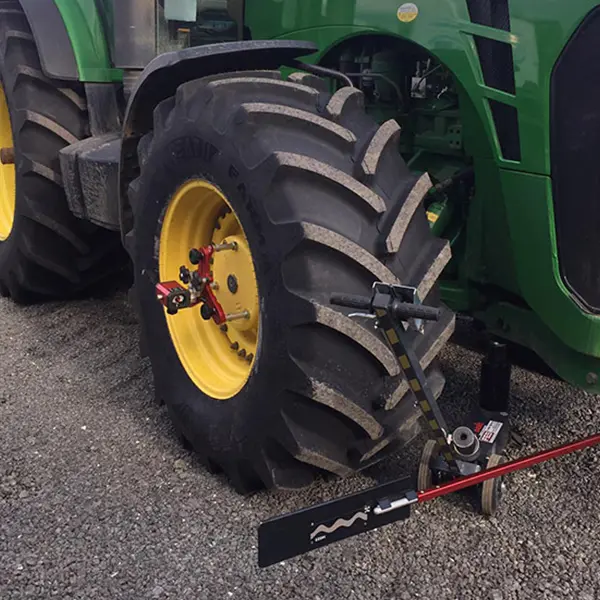 Cam-Aligner for Tractors