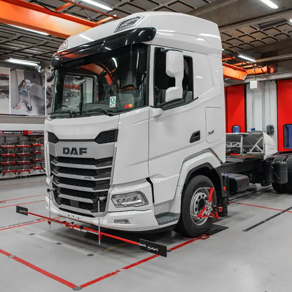 Cam-aligner for DAF Workshops