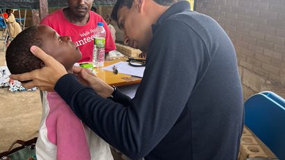 Professor Daniel Che e equipe de médicos brasileiros realizam Ação Médica Voluntária em Angola