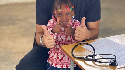 Professor Daniel Che e equipe de médicos brasileiros realizam Ação Médica Voluntária em Angola