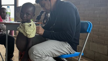 Professor Daniel Che e equipe de médicos brasileiros realizam Ação Médica Voluntária em Angola