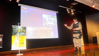 Palestra de Prevenção de Acidentes de Trânsito: Uma parceria entre CIPA e Polícia Militar com o Sargento João Dario