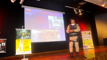 Palestra de Prevenção de Acidentes de Trânsito: Uma parceria entre CIPA e Polícia Militar com o Sargento João Dario