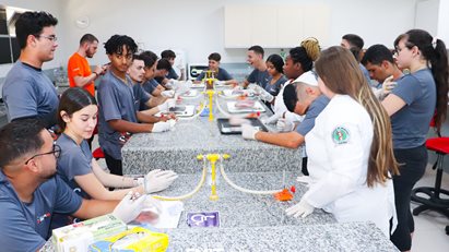 Colégio Skema 10 visita a FMIT