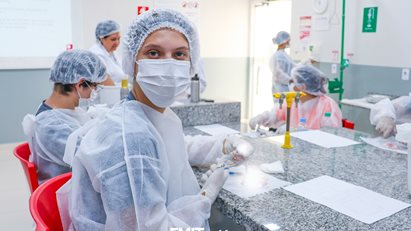 Colégio Skema 10 visita a FMIT