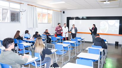 Equipe da Faculdade de Medicina de Itajubá Visita o Colégio G9
