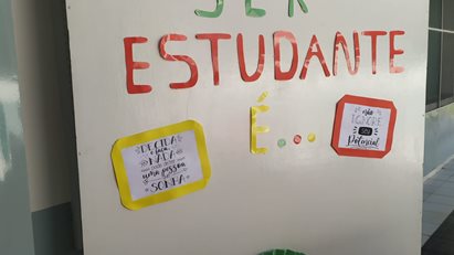 Café Cultural Celebra o Dia do Estudante