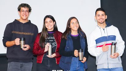 Turmas do Ensino Médio do Colégio Major João Pereira visitam a FMIT