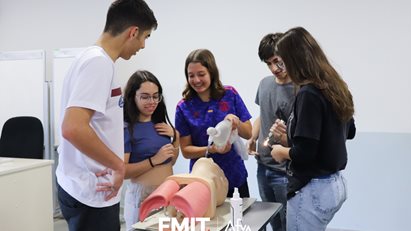 Colégio Laser de São Lourenço/MG visita a Faculdade de Medicina de Itajubá