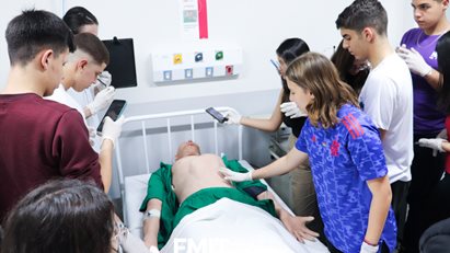 Colégio Laser de São Lourenço/MG visita a Faculdade de Medicina de Itajubá