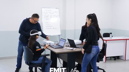 Ensino Médio do Colégio Sagrado Coração de Jesus visita a FMIT