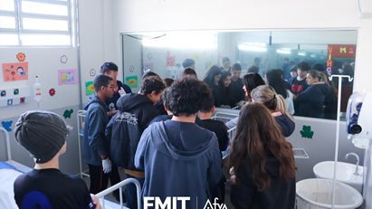 Instituto Mário Brangança realiza uma visita a nossos laboratórios