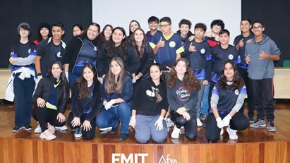 Instituto Mário Brangança realiza uma visita a nossos laboratórios