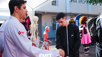 FMIT | Afya marca presença no evento 'Mostra de Profissões' do Colégio Sagrado Coração de Jesus