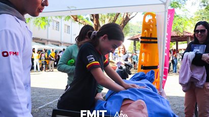FMIT | Afya marca presença no evento 'Mostra de Profissões' do Colégio Sagrado Coração de Jesus