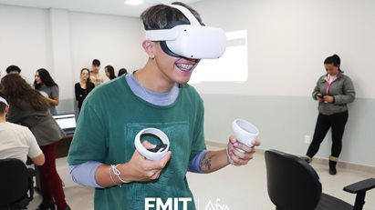 Colégio Anglo realiza visita-guiada em nossa Unidade