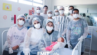 Colégio Anglo realiza visita-guiada em nossa Unidade