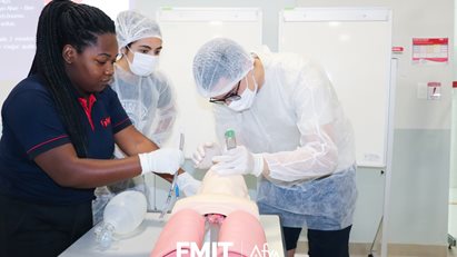 Colégio Anglo realiza visita-guiada em nossa Unidade