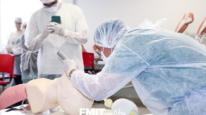 Colégio Anglo realiza visita-guiada em nossa Unidade