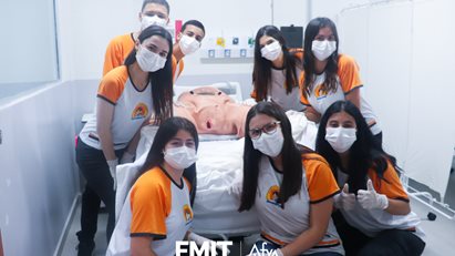 Colégio 1º de junho realiza visita-guiada em nosso campus