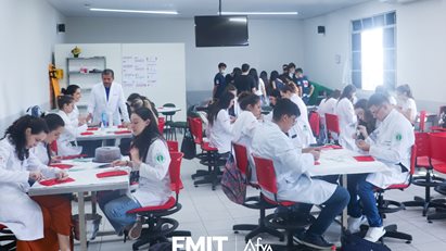 FMIT | Afya realiza visita guiada com Curso CAAI