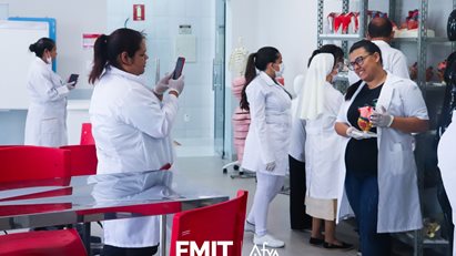 Curso Técnico SENAC realiza visita guiada no campus da FMIT