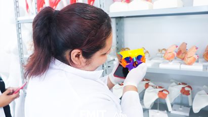 Curso Técnico SENAC realiza visita guiada no campus da FMIT