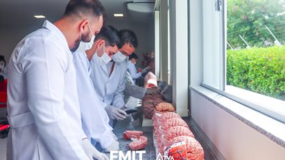 Curso Técnico SENAC realiza visita guiada no campus da FMIT