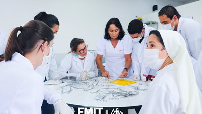 Curso Técnico SENAC realiza visita guiada no campus da FMIT