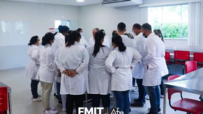 Curso Técnico SENAC realiza visita guiada no campus da FMIT