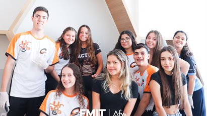 Ensino Médio e Cursinho pré-vestibular do Colégio G9 realiza visita guiada no campus da FMIT