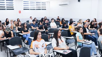 Ensino Médio e Cursinho pré-vestibular do Colégio G9 realiza visita guiada no campus da FMIT