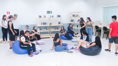Ensino Médio e Cursinho pré-vestibular do Colégio G9 realiza visita guiada no campus da FMIT