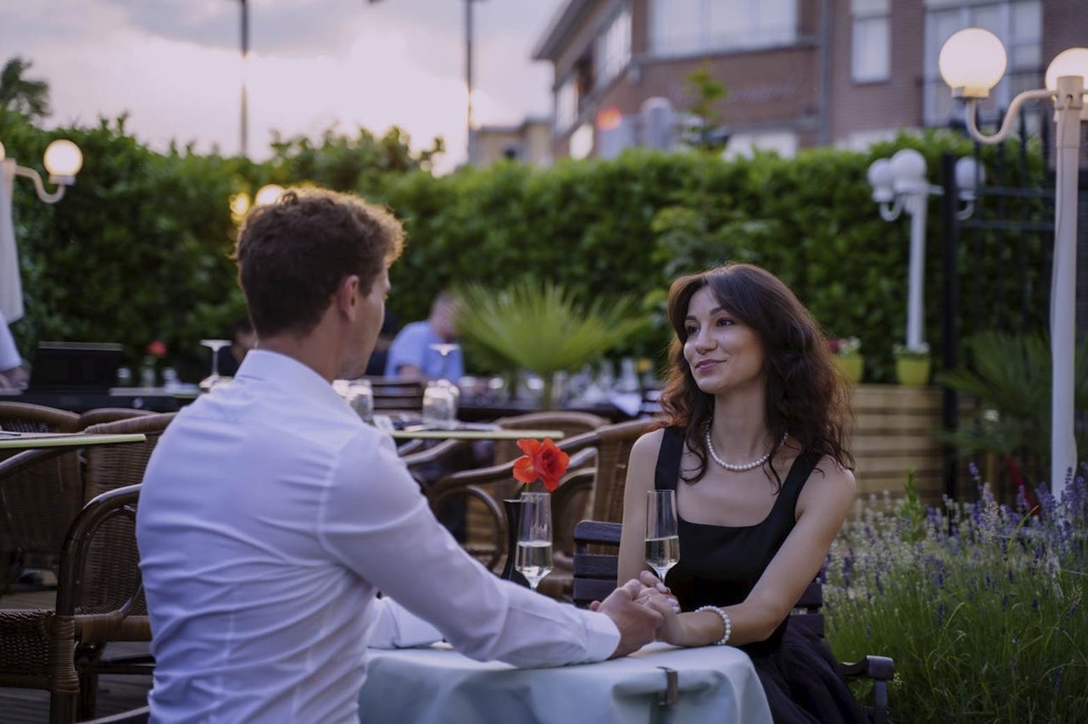 Why Dating in 2026 Still Needs Real-Life Boundaries